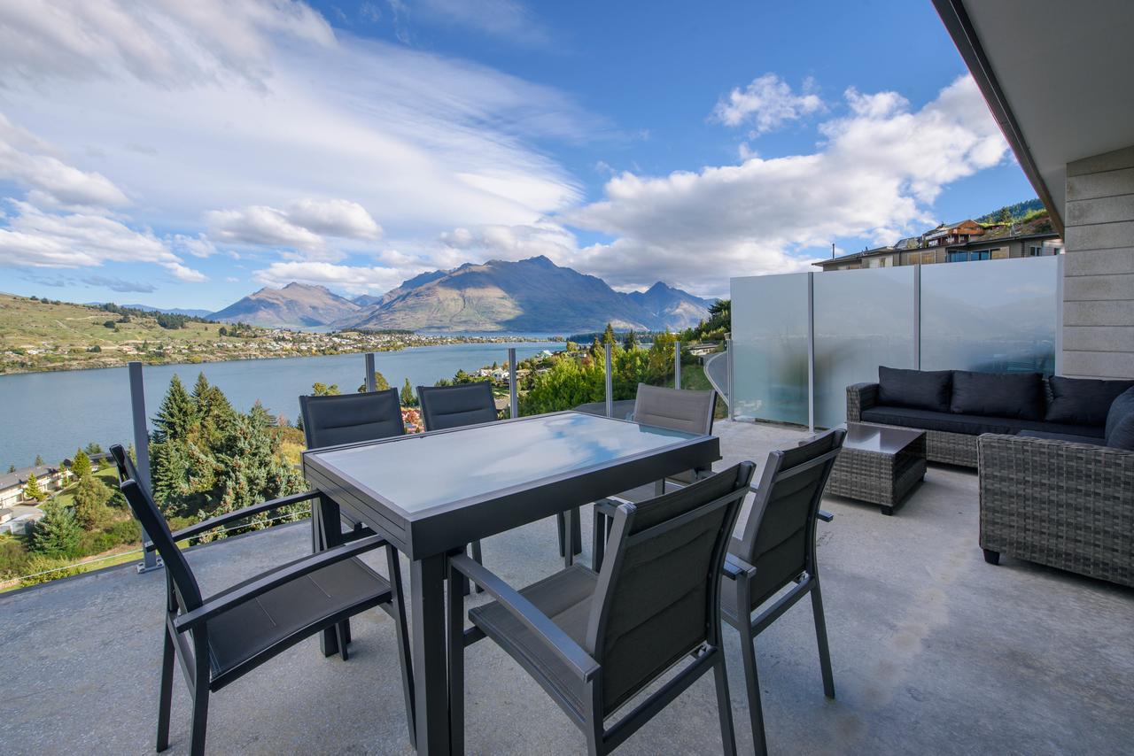 Contemporary Hilltop Abode Queenstown Kültér fotó