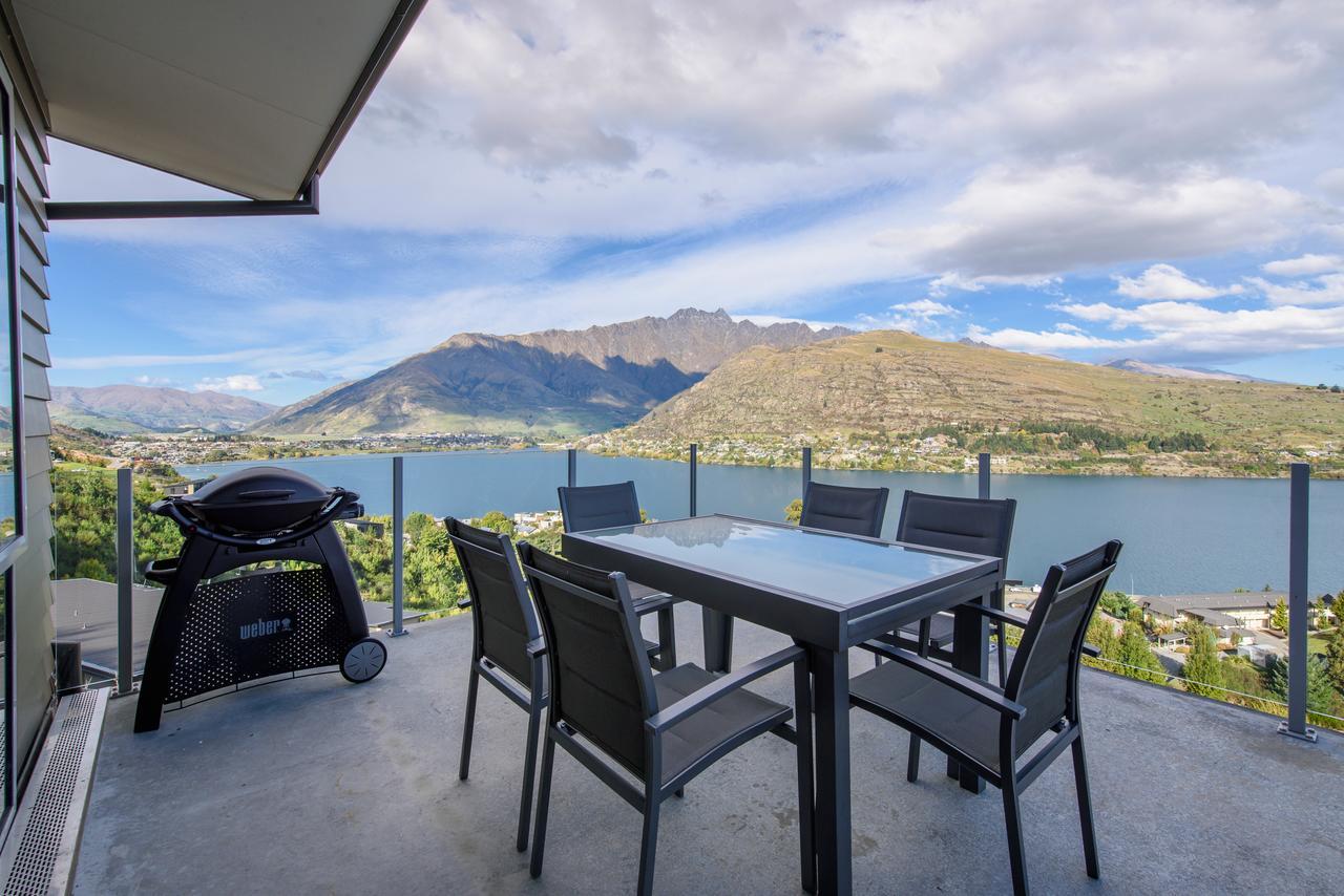 Contemporary Hilltop Abode Queenstown Kültér fotó